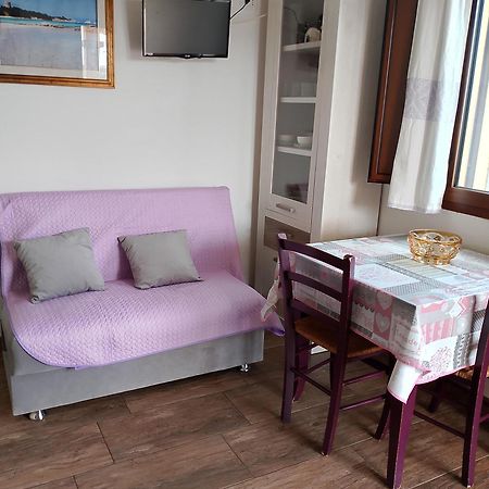 Agriturismo Gli Olivastri -Appartamento Bel Vedere Con Piscina ,Solarium E Vista Mare,Climatizzatore ,Wifi Aglientu Eksteriør bilde