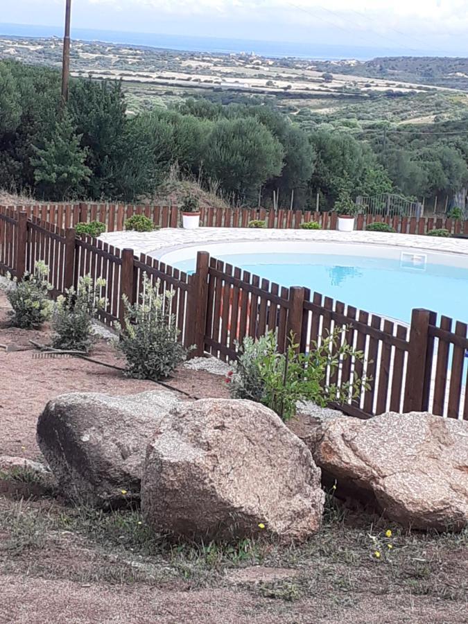 Agriturismo Gli Olivastri -Appartamento Bel Vedere Con Piscina ,Solarium E Vista Mare,Climatizzatore ,Wifi Aglientu Eksteriør bilde
